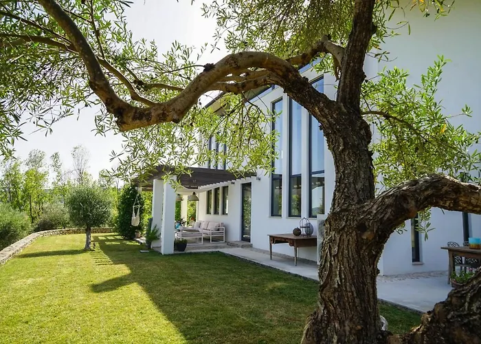 Villa El Toro Blanco Luxury In Andalucia *