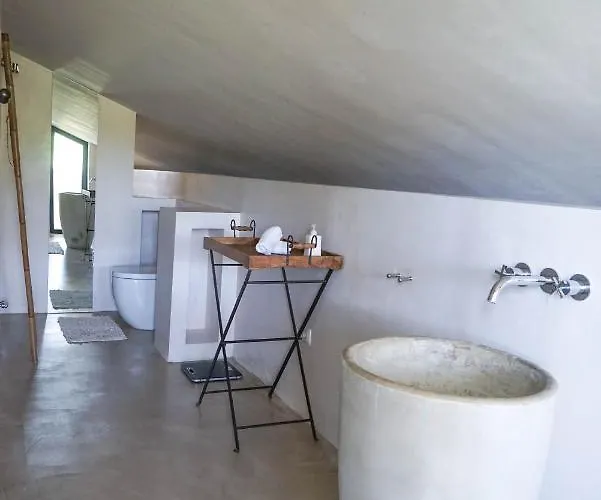 El Toro Blanco Luxury In Andalucia וילה