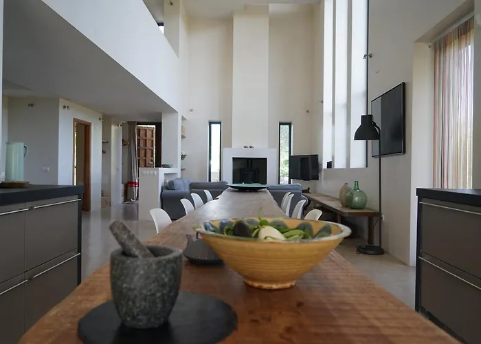 El Toro Blanco Luxury In Andalucia Villa